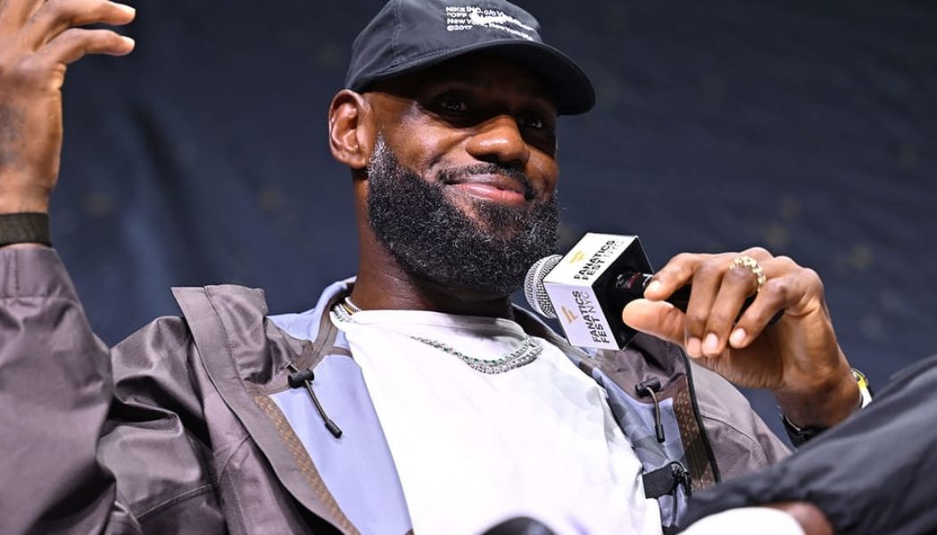 LeBron James Is Officially Signing With the Philadelphia 76ERS for His Final NBA Contract