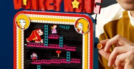 Lego’s Donkey Kong arcade machine lets Mario jump endless barrels — Miyamoto is reportedly happy