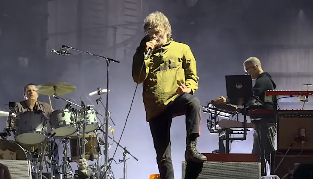 My Chemical Romance Perform Rarity "Ambulance" Live for First Time Ever