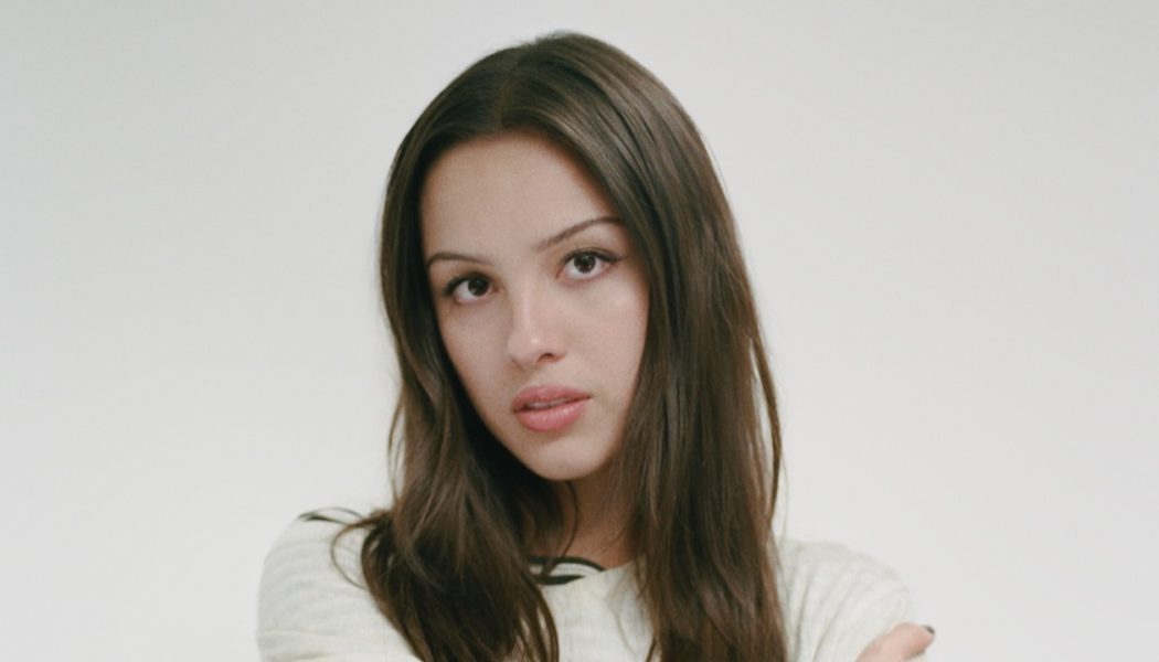 Olivia Rodrigo: Abortion Bans Are “Pro-Control, Not Pro-Life”