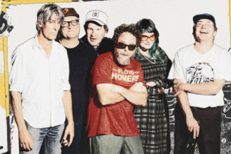 Pavement Perform Clunky Cover of "Stairway to Heaven"