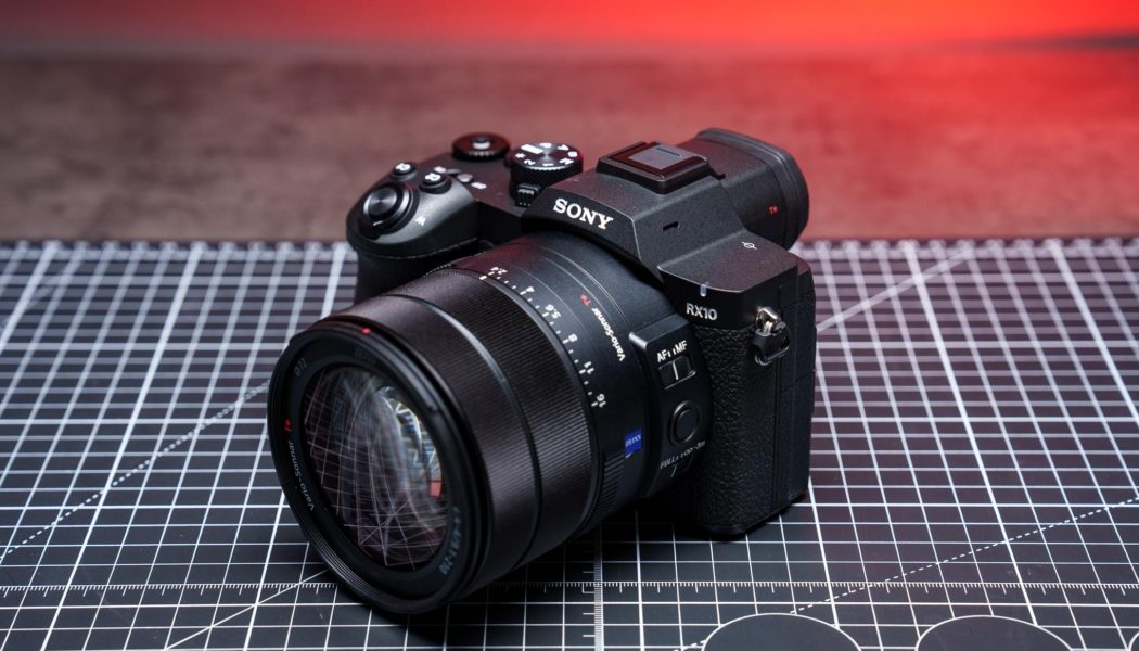 Sony brings back the superzoom RX10 with a stacked sensor and a high price