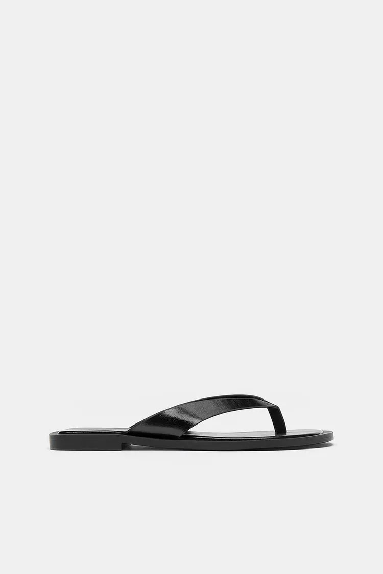 pull&amp;amp;bear, Flat strappy sandals