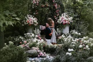 Taylor Swift's Wedding Guest List (Updating)