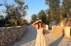 The French Girl-Coded Summer Outfit Formula Fashion People In Their 20s and 50s Agree On
