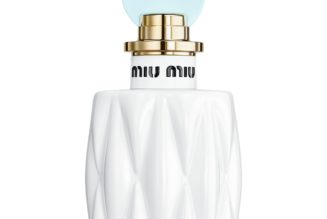 These Mango Perfumes Are Sweet, Juicy, and Mouthwatering