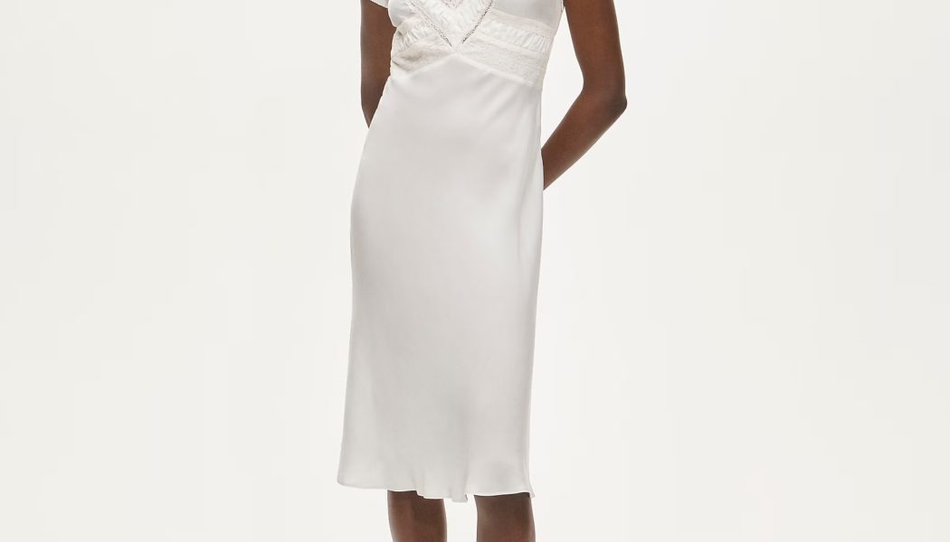 Want to Look Chic During the Heat Wave? These Easy Dresses Are Your Way In