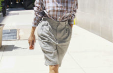 Women in their 50s Agree—This is the Most Elegant Shorts Trend Of the Summer