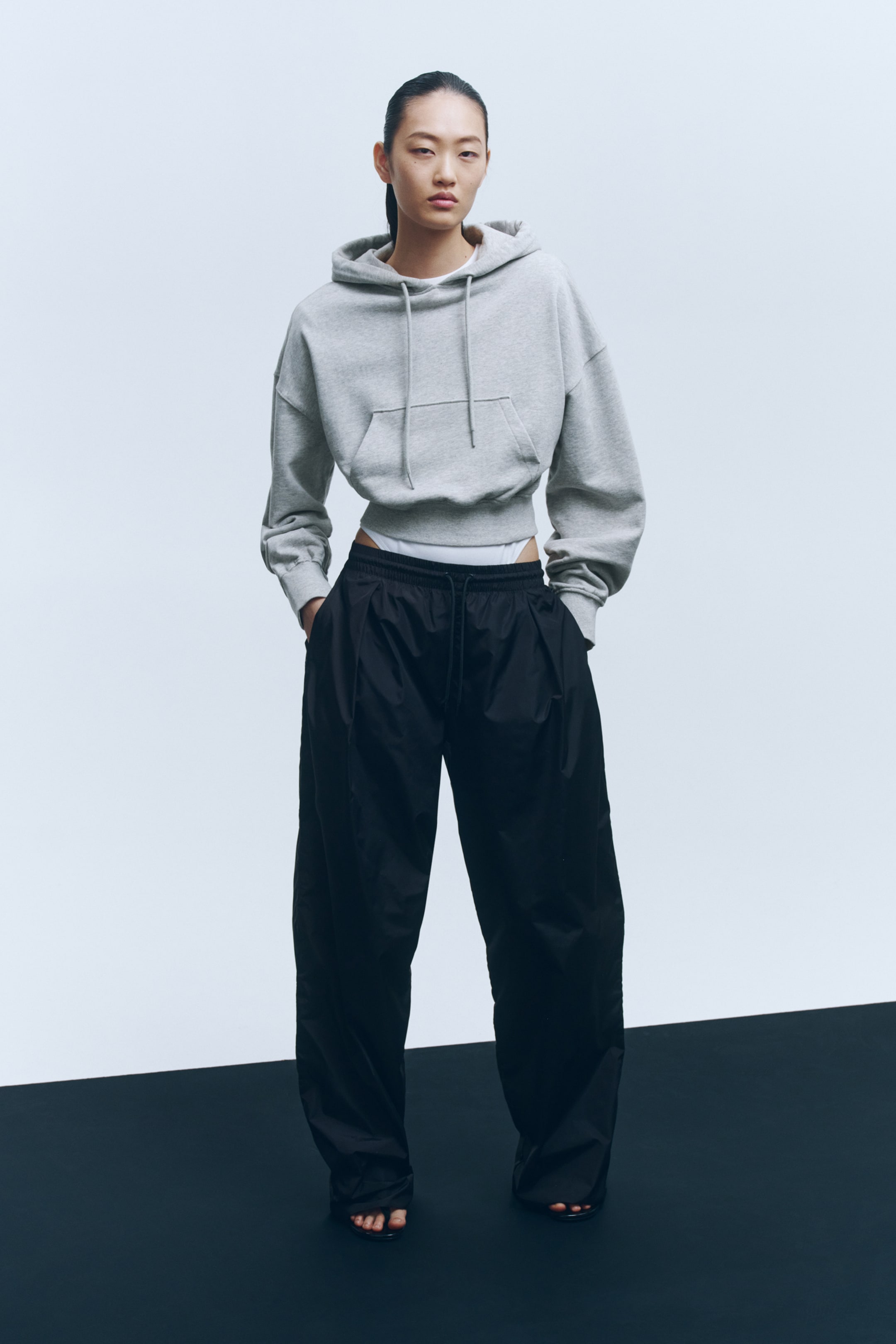 Cropped Hoodie