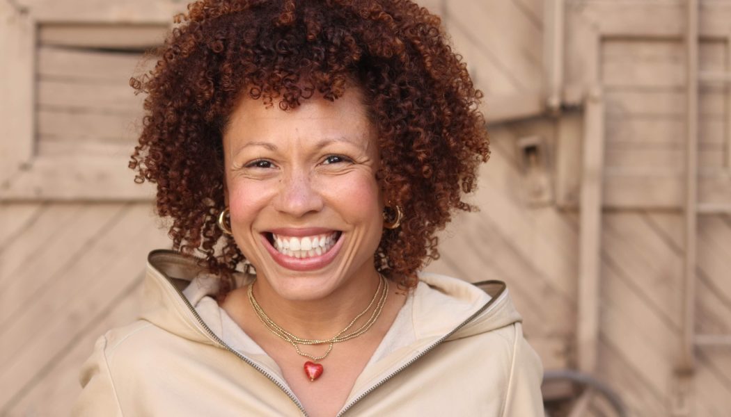 Angela Nissel faces down grief with a laugh