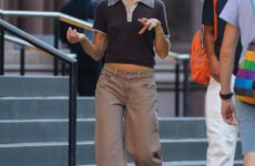 Don't Buy More Blue Jeans Until You See the Denim Color Trend That It Girls Are Wearing