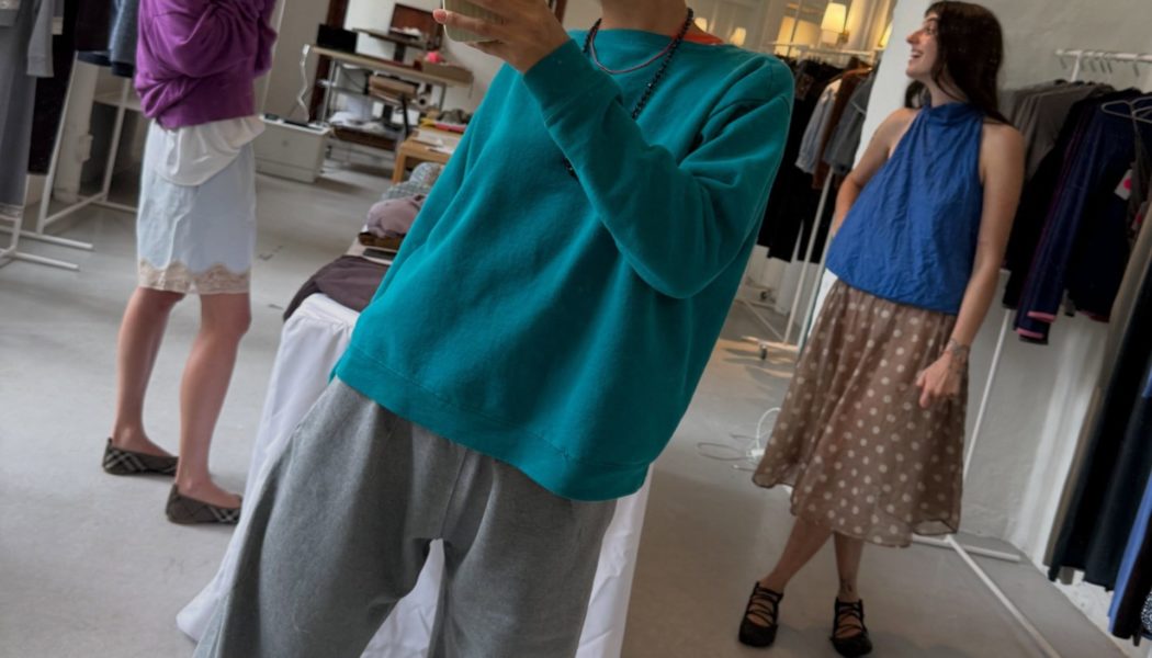 I’m Not Saying Don’t Wear Jeans, But IMO, This Trouser Trend Makes Ballet Flats Look Even Chicer
