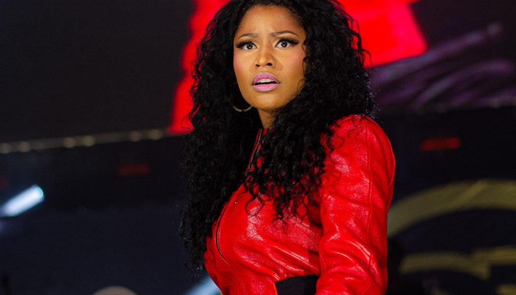 MAGA Nicki Minaj Is Charging Fans $10 A Month For Access To Her "Exclusive" Tweets