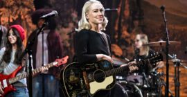 Phoebe Bridgers to Debut New Album ‘Lost Weekend’ in Global Planetarium Screenings