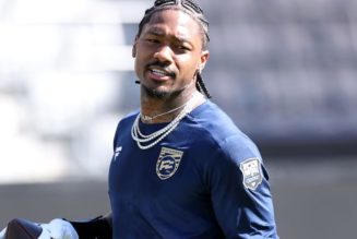 Stefon Diggs Set to Sign One-Year Deal With Washington Commanders