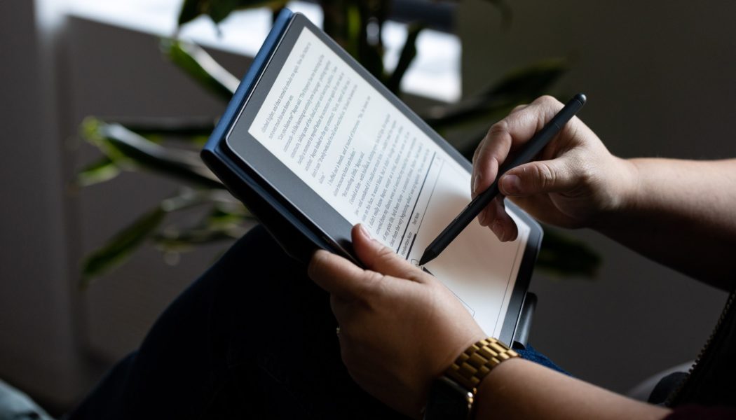 The first-gen Kindle Scribe is a big e-reader and digital notebook that’s $150 refurbished