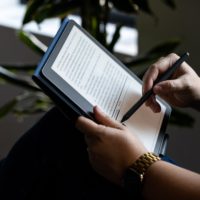 The first-gen Kindle Scribe is a big e-reader and digital notebook that’s $150 refurbished