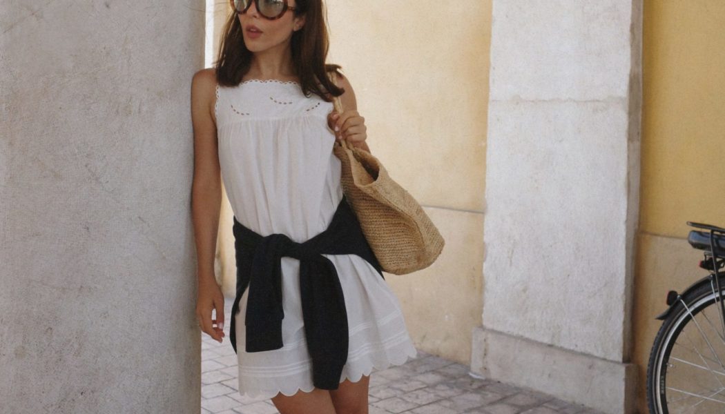 Trés Chic! 7 Capsule Wardrobe Pieces to Pack For a Parisian City Break